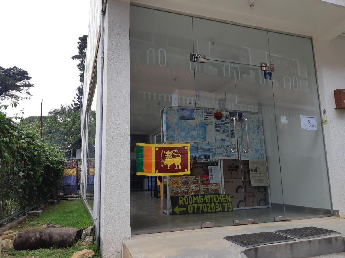 Siril Guesthouse Hostel นูวาราเอลิยา ภายนอก รูปภาพ