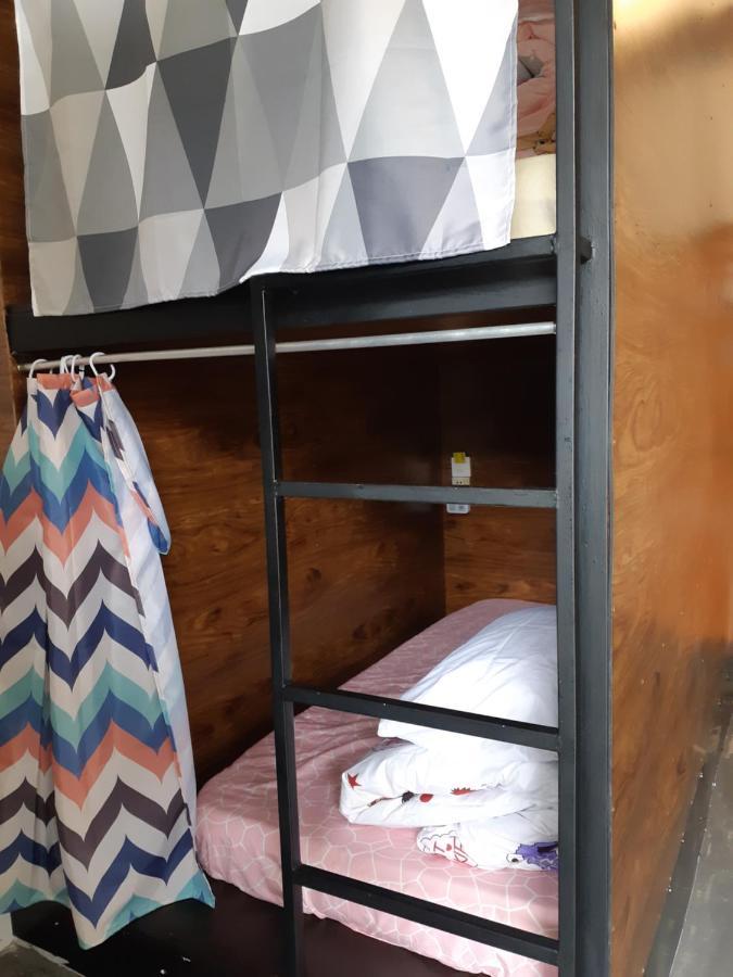 Siril Guesthouse Hostel นูวาราเอลิยา ภายนอก รูปภาพ
