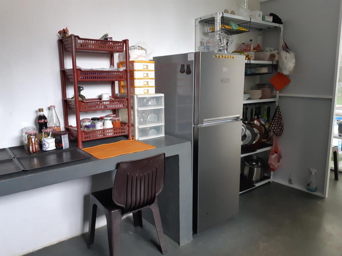 Siril Guesthouse Hostel นูวาราเอลิยา ภายนอก รูปภาพ