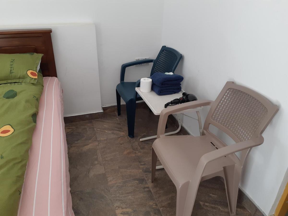 Siril Guesthouse Hostel นูวาราเอลิยา ภายนอก รูปภาพ