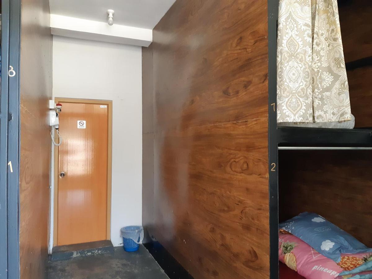 Siril Guesthouse Hostel นูวาราเอลิยา ภายนอก รูปภาพ