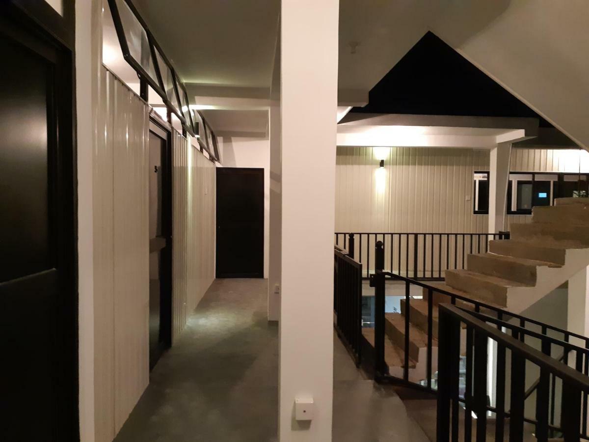 Siril Guesthouse Hostel นูวาราเอลิยา ภายนอก รูปภาพ