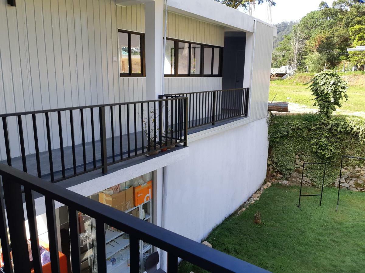 Siril Guesthouse Hostel นูวาราเอลิยา ภายนอก รูปภาพ