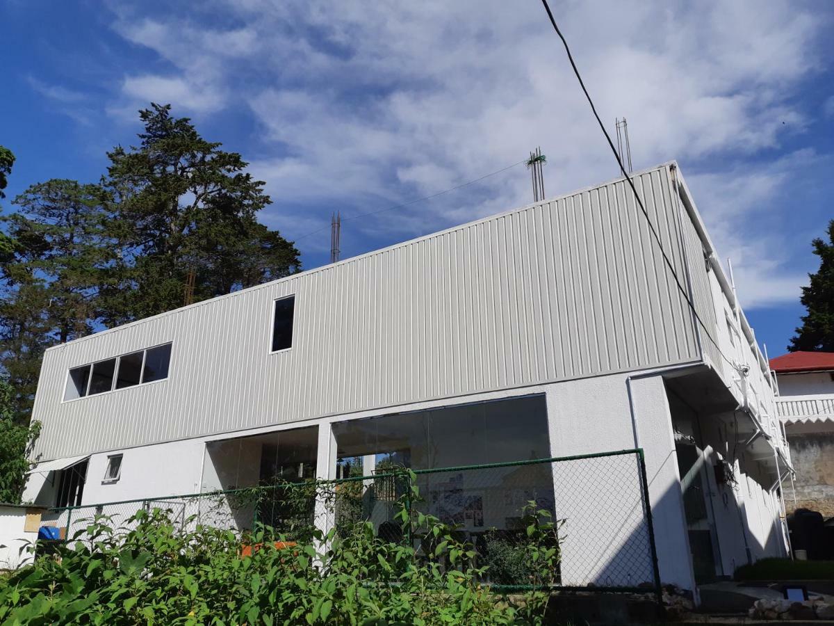 Siril Guesthouse Hostel นูวาราเอลิยา ภายนอก รูปภาพ